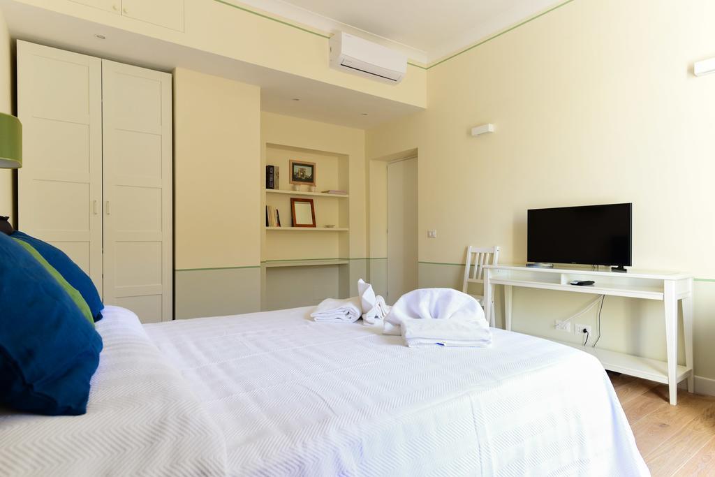 Bright And Comfy 3 Bedroom Apt In Monti Rome Exterior photo