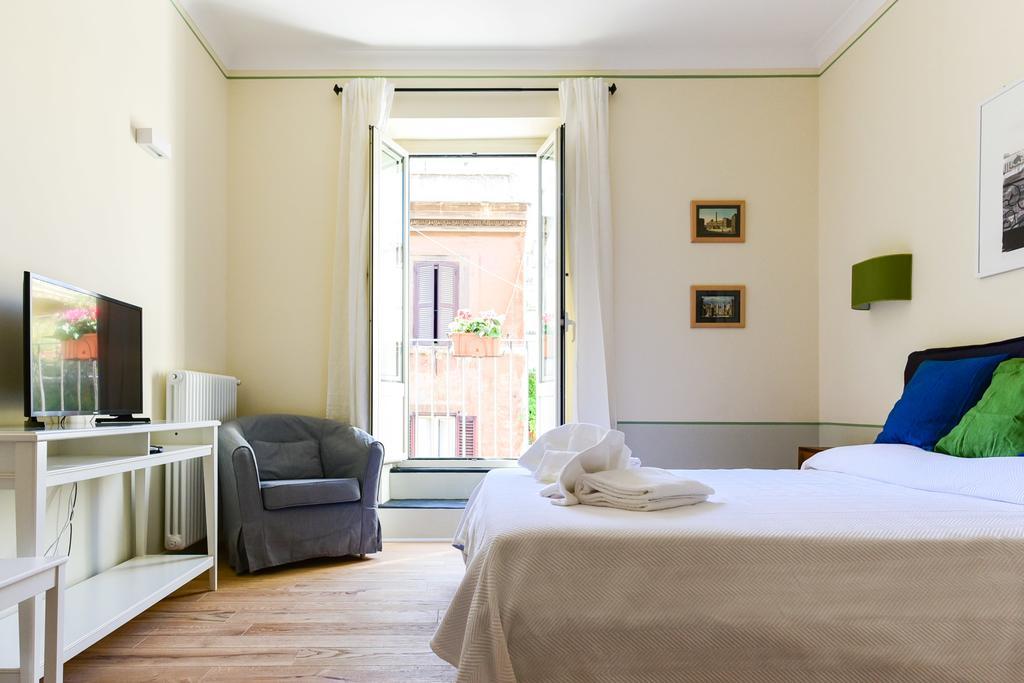 Bright And Comfy 3 Bedroom Apt In Monti Rome Exterior photo